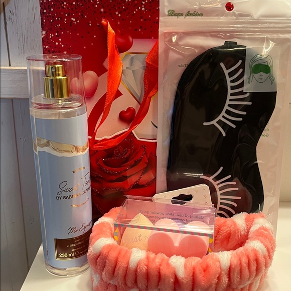 Accessories - Valentines Day Beauty Bundle